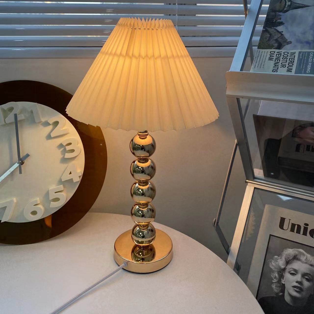 Modern Minimalist Lamp